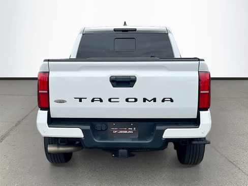 Used 2024 Toyota Tacoma TRD Sport w/ TRD Sport Upgrade Package RWD image 6