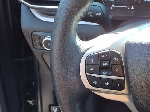 Used 2023 Ford Explorer XLT w/ Equipment Group 202A AWD/4WD image 14