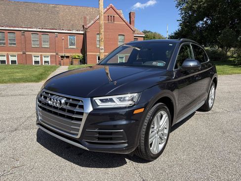 Used 2019 Audi Q5 2.0T Premium Plus w/ Premium Plus Package AWD/4WD image 3