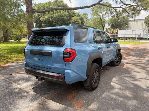 Used 2025 Toyota 4Runner SR5 RWD image 20
