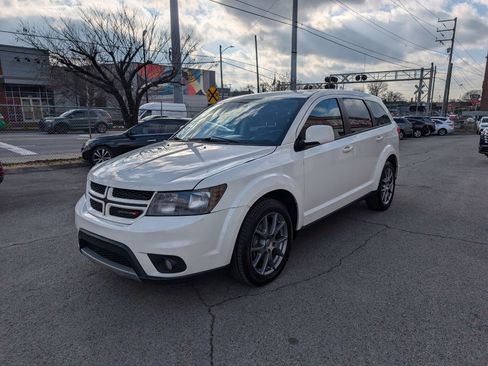 Used 2018 Dodge Journey GT image 1