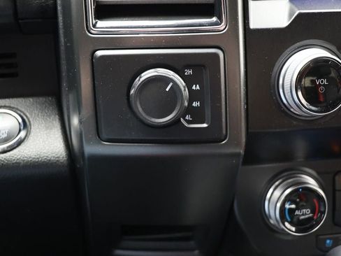 Used 2020 Ford F150 Lariat w/ Equipment Group 502A Luxury image 31