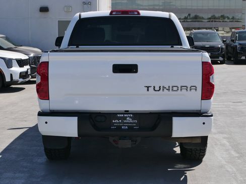 Used 2019 Toyota Tundra Limited w/ Limited Premium Package AWD/4WD image 5