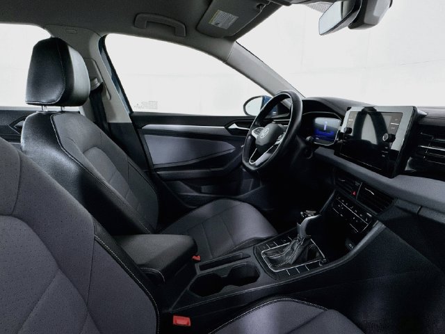 Used 2025 Volkswagen Jetta SE FWD image 26