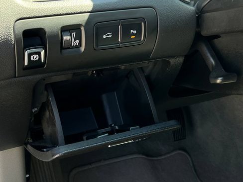 Used 2018 Chevrolet Impala LT w/ LT Leather Package FWD image 8