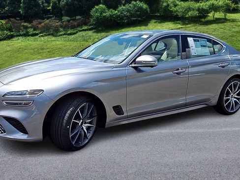 New 2026 Genesis G70 2.5T Prestige image 4