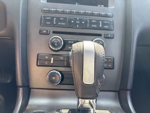 Used 2014 Ford Mustang Coupe RWD image 16