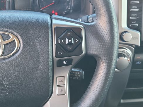 Used 2024 Toyota 4Runner SR5 image 12