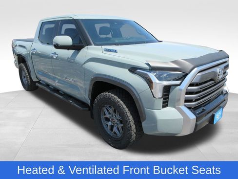 Used 2025 Toyota Tundra Limited AWD/4WD image 8