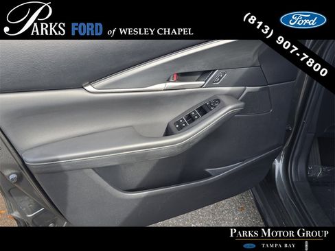 Used 2021 MAZDA CX-30 FWD 2.5 S w/ Select Package image 16