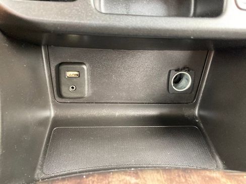 Used 2016 GMC Canyon SLT image 14