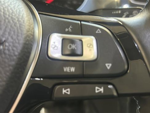 Used 2019 Volkswagen e-Golf SE w/ Driver Assistance Package image 24