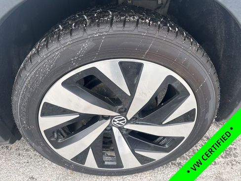 Certified 2022 Volkswagen ID.4 Pro S image 10