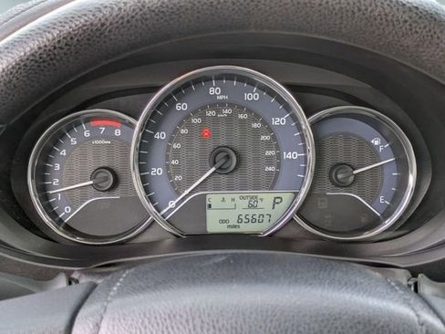 Used 2016 Toyota Corolla LE FWD image 15