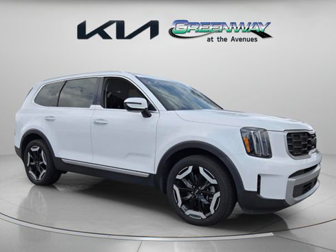 Certified 2023 Kia Telluride S FWD image 1