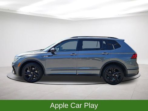 Used 2023 Volkswagen Tiguan SE R-Line FWD image 4