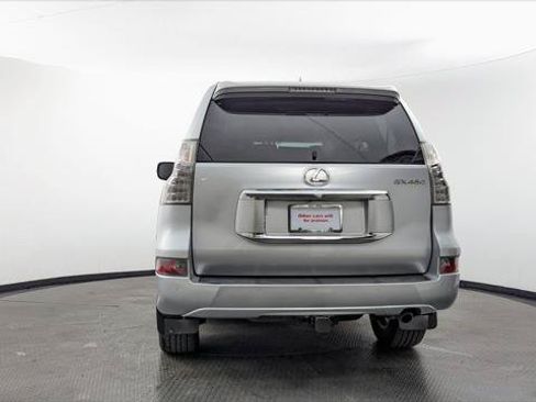 Used 2018 Lexus GX 460 Premium w/ Premium Package AWD/4WD image 7