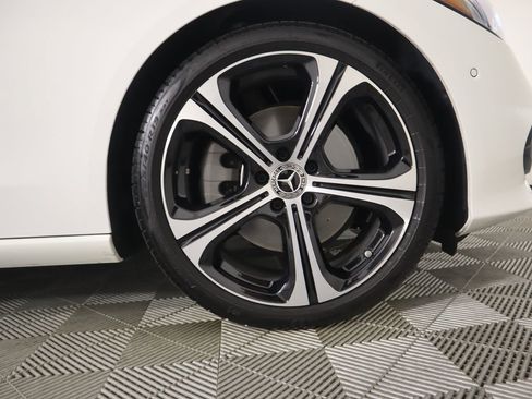 Certified 2025 Mercedes-Benz C 300 Sedan image 32