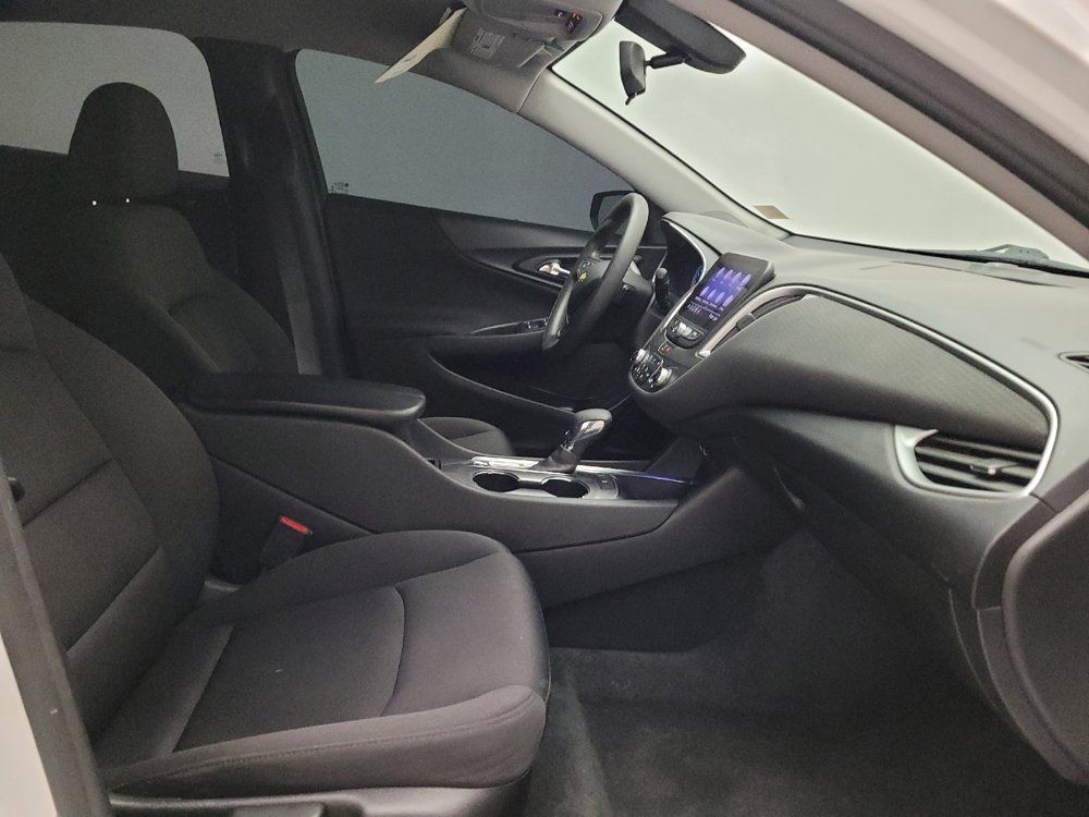 Used 2022 Chevrolet Malibu LT FWD image 21