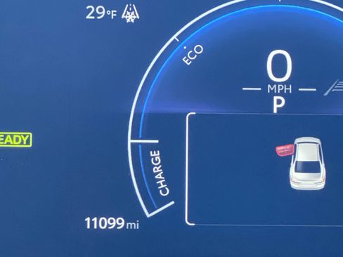 Certified 2025 Toyota Camry SE image 38