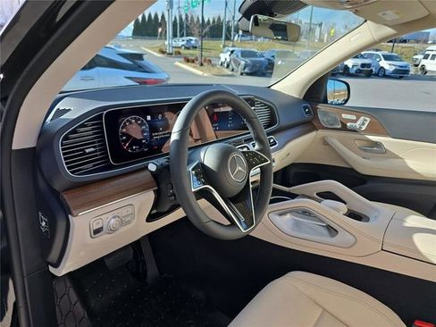 New 2026 Mercedes-Benz GLE 450 4MATIC image 23
