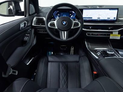 New 2026 BMW X7 M60i