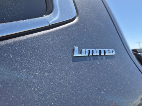 Used 2025 Toyota Tundra Limited image 24