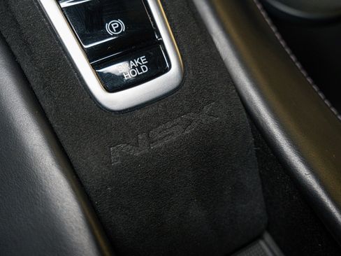 Used 2020 Acura NSX image 35