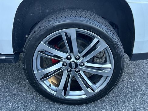 Used 2020 Cadillac Escalade Premium Luxury image 20