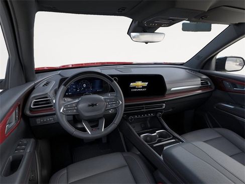 New 2026 Chevrolet Traverse Z71 w/ Enhanced Driving Package image 6