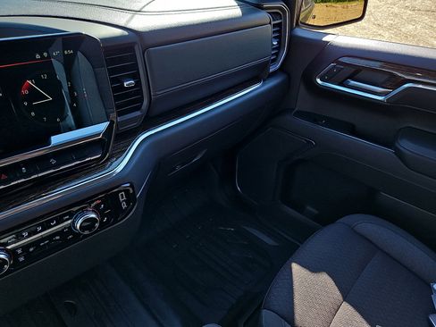 Certified 2023 GMC Sierra 1500 Elevation w/ LPO, Elevation Black Package AWD/4WD image 23