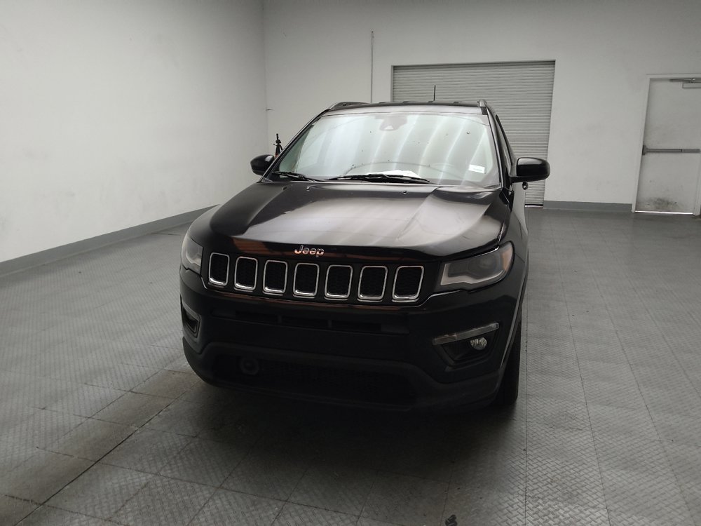 Used 2018 Jeep Compass Latitude w/ Popular Equipment Group FWD image 15