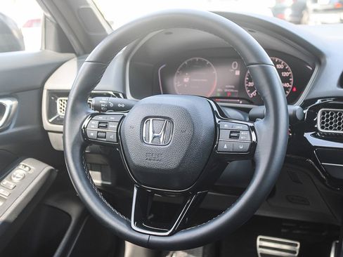 Used 2025 Honda Civic Sport image 16