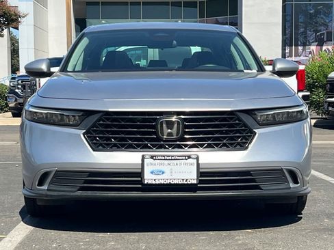 Used 2023 Honda Accord EX image 10