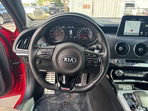 Used 2021 Kia Stinger GT2 image 14