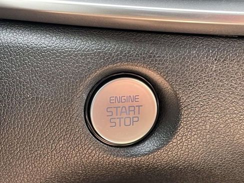 New 2026 Kia Sorento S w/ S Panoramic Sunroof Package image 34