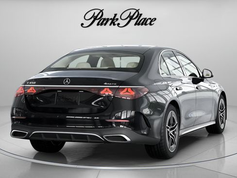 Used 2026 Mercedes-Benz E 450 4MATIC Sedan image 17