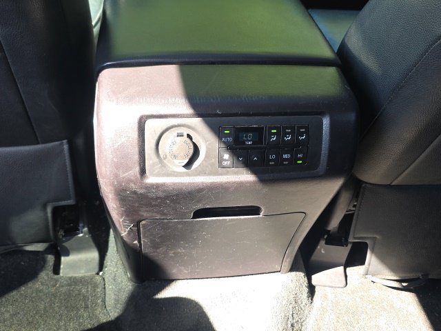 Used 2019 Toyota Sequoia TRD Sport AWD/4WD image 9