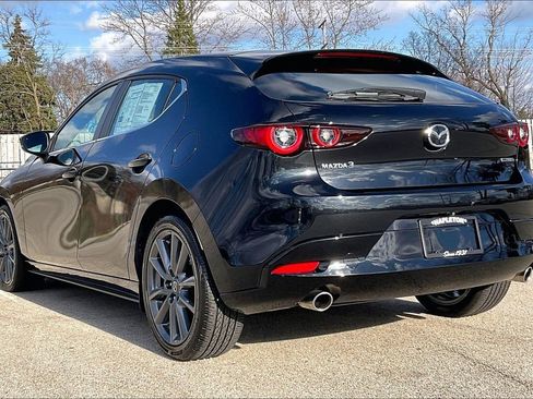 Used 2023 MAZDA MAZDA3 s image 11