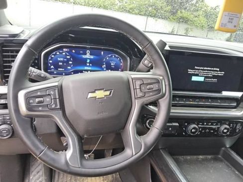 Used 2025 Chevrolet Silverado 2500 LTZ w/ LTZ Premium Package AWD/4WD image 4