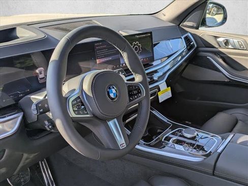 New 2026 BMW X5 sDrive40i w/ M Sport Package image 3