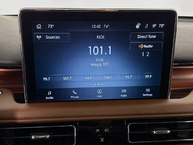 Used 2023 Lincoln Aviator Grand Touring w/ Equipment Group 301A AWD/4WD image 15