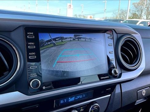 Used 2023 Toyota Tacoma SR5 w/ Technology Package image 13