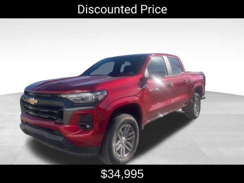 Used 2024 Chevrolet Colorado LT w/ LT Convenience Package III image 3