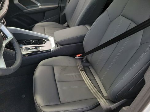 New 2025 Audi Q5 Premium image 17