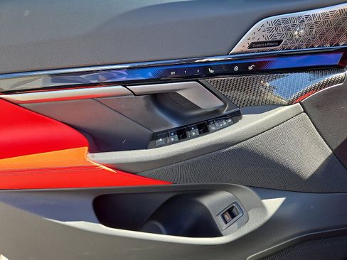 Used 2025 BMW M5 Touring w/ M Driver's Package image 14