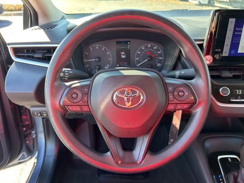 Used 2024 Toyota Corolla LE image 17