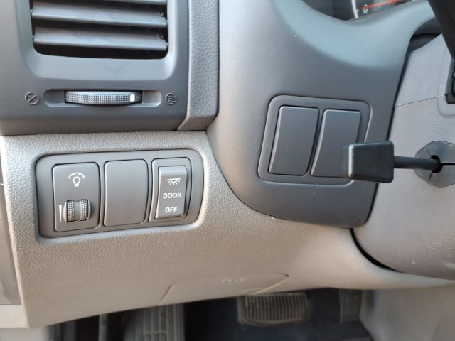 Used 2014 Kia Sedona EX FWD image 19