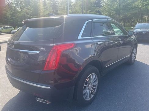 Used 2017 Cadillac XT5 Luxury w/ Driver Awareness Package image 3