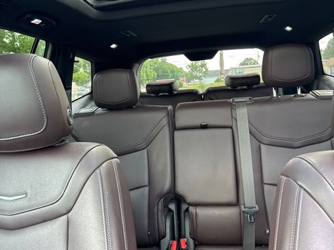 Used 2021 Cadillac XT6 Premium Luxury FWD image 22